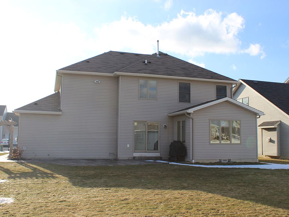 2nd image of 45 Morris Crescent