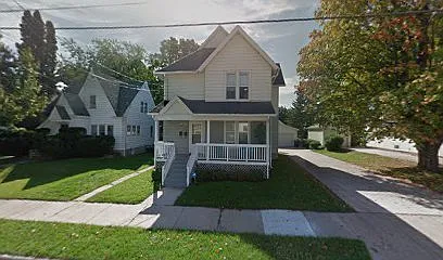 153 Brockway Ave — Photo 1