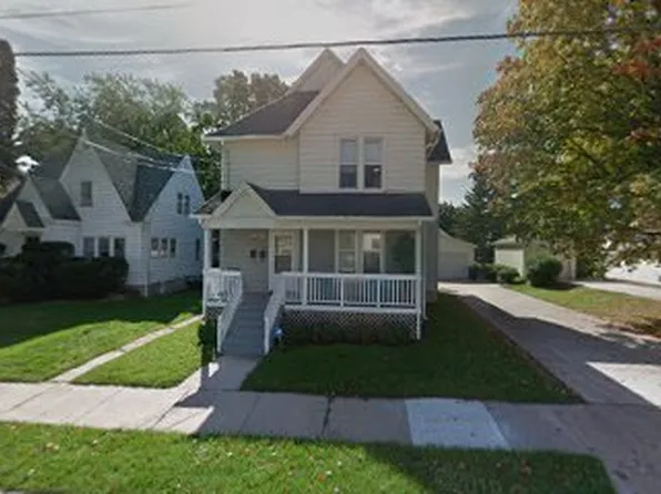 153 Brockway Ave, Oshkosh, WI 54902