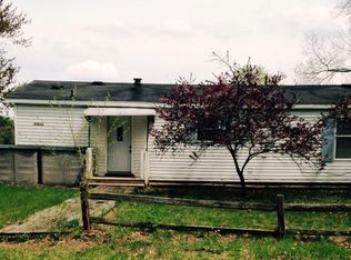 49803 Hillcrest Ave, Paw Paw, MI 49079