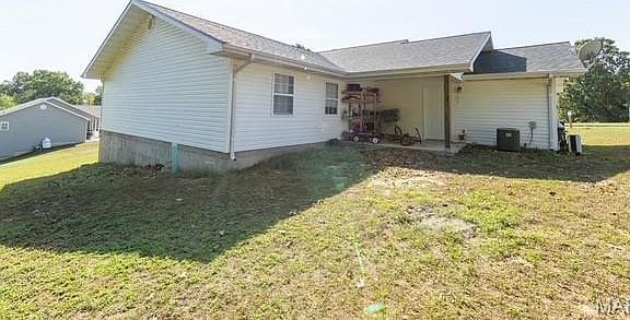 5th image of 412 Fleetwood Dr
