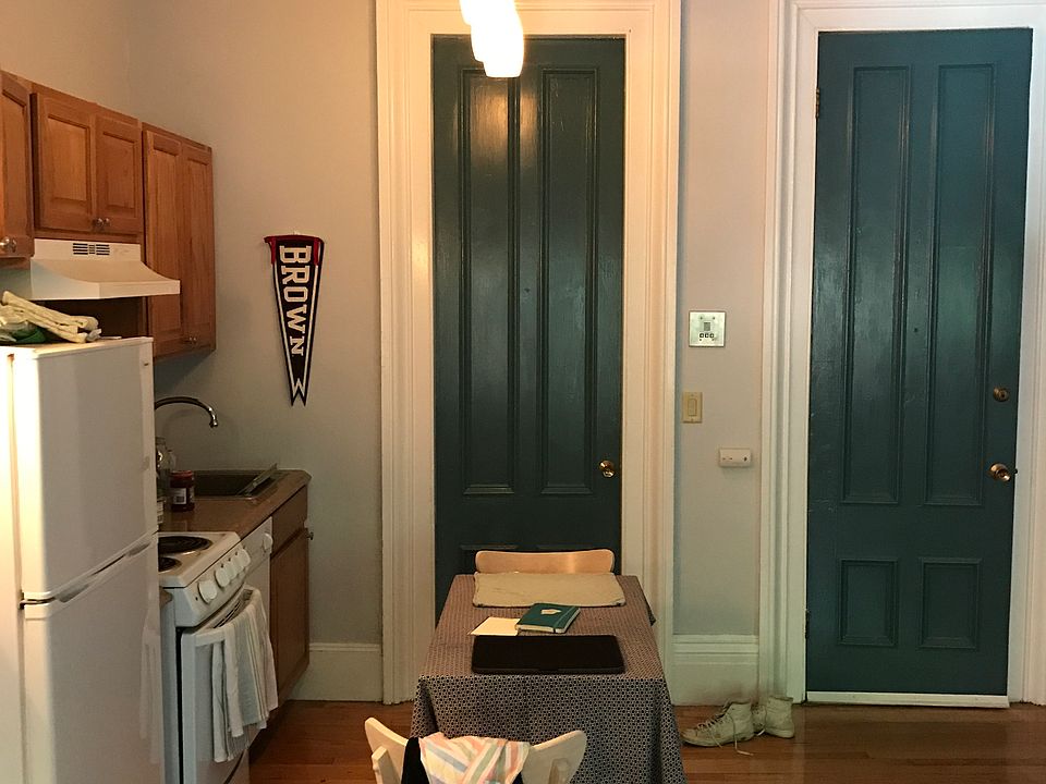 2nd image of 78 Charles St