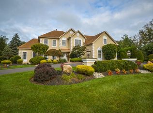 1652 Lindsay Dr, North Wales, PA 19454