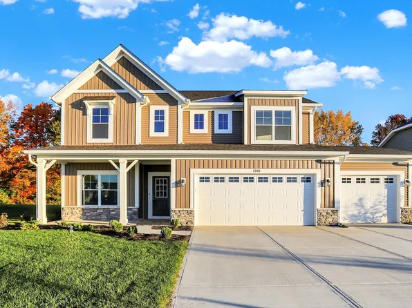 7200 Jackson Dr, Cumberland, IN 80921