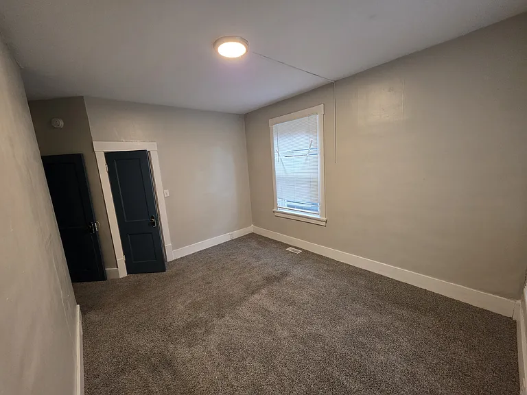 434 6th Ave S #1-W — Photo 9
