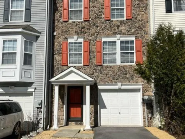 841 Monet Dr, Hagerstown, MD 21740