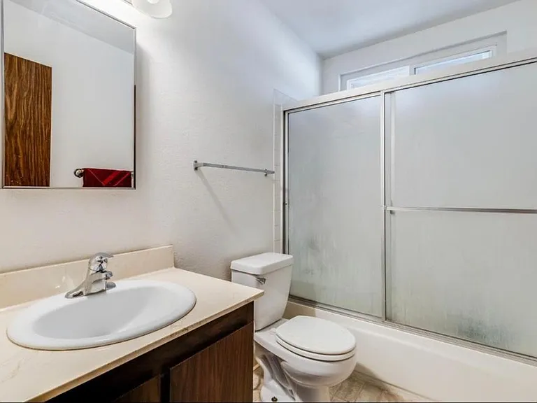 5322 Carryback Ave — Photo 7