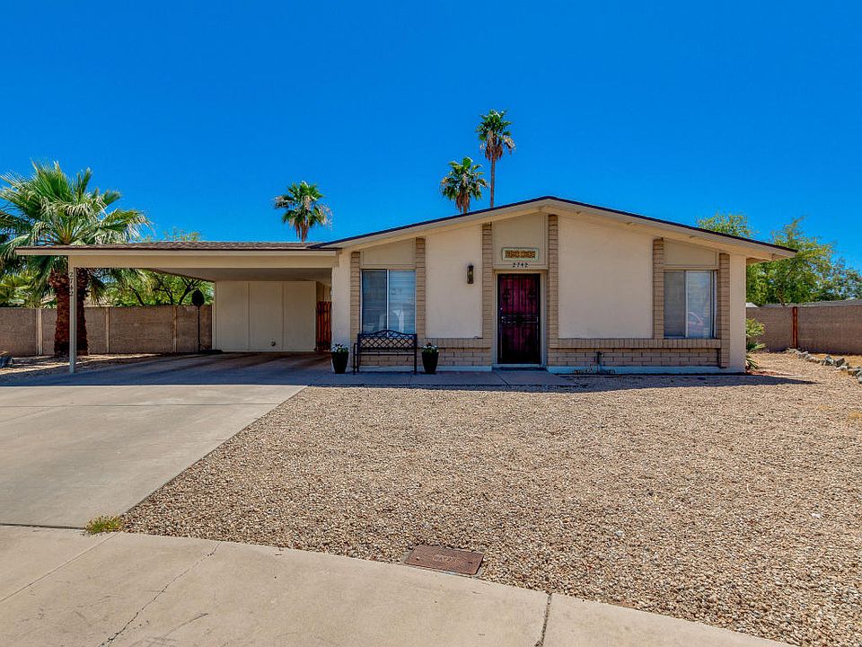 1st image of 2742 W Isabella Ave