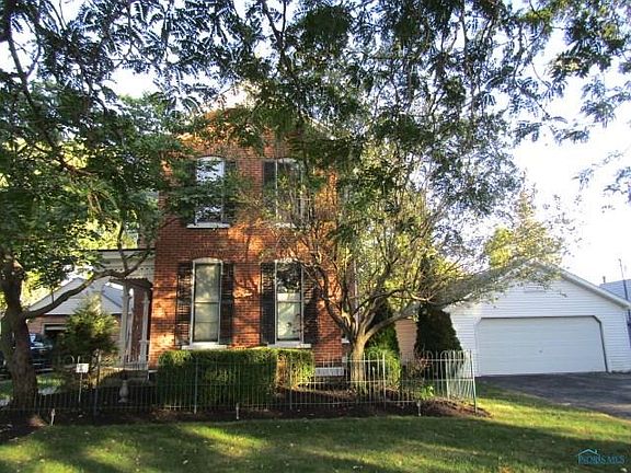 3rd image of 217 N Elm St