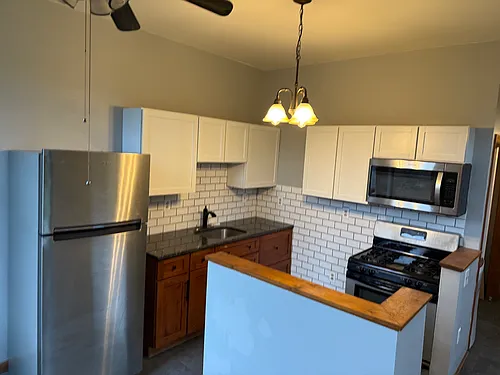 1313 Sheffield St #1 Photo 1