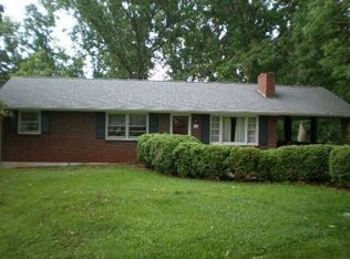 212 Ramsey Rd, Hurt, VA 24563