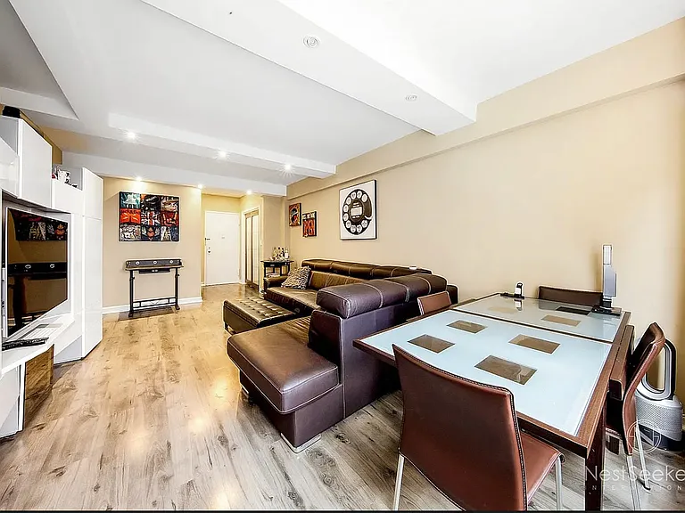30 E 37th St #8F — Photo 3