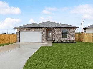 179 Sugarpine Dr, Gretna, LA 70056