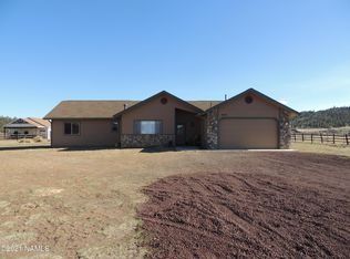 9120 E Neptune Dr, Flagstaff, AZ 86004