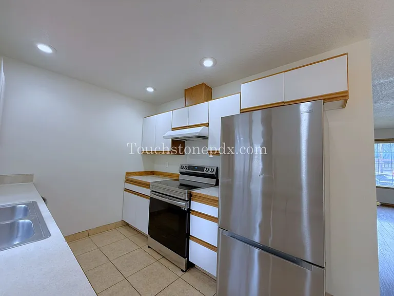 14919 SE Powell Blvd — Photo 10