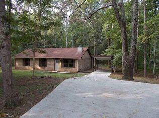 950 Country Club Rd, Newnan, GA 30263