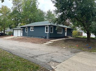 505 Bowles St, Normal, IL 61761