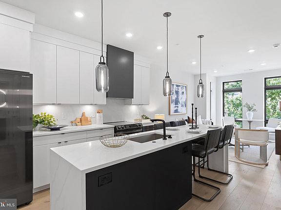 4th image of 1208 M St NW #51