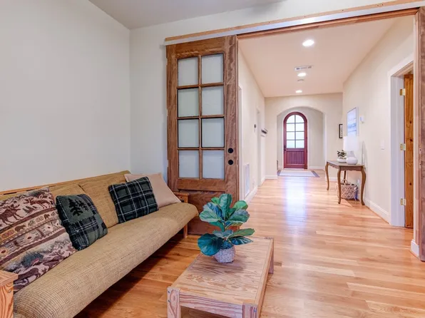 376 Grandview Dr #Id1023136p, Lake Lure, NC 28746