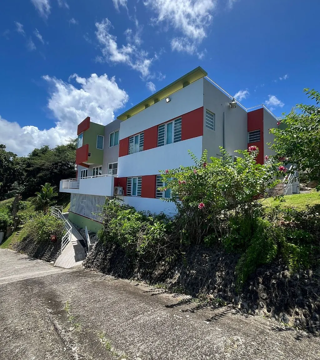 2 bed, 1.0 bath, 1300 sqft, $2,500 — Photo 1