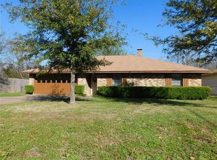 118 N Casa Grande Cir, Duncanville, TX 75116