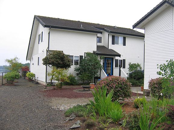2nd image of 377 Lake Bay Loop SE