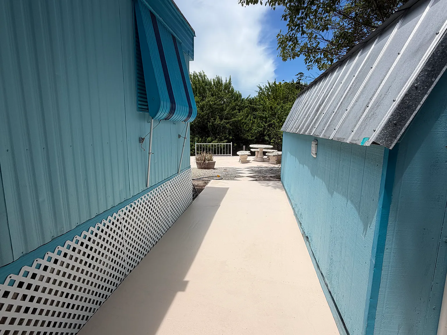 2 bed, 672 sqft, $3,000 — Photo 4