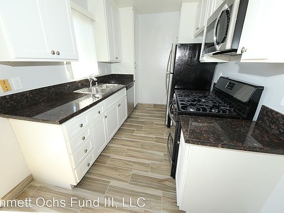 4th image of 1631 S Westgate Ave APT 9