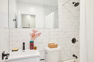 Rented by Nolita Group