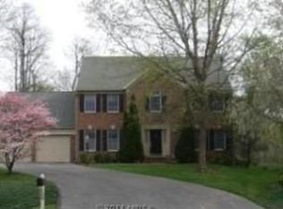 19110 Woodburn Ct, Hagerstown, MD 21742