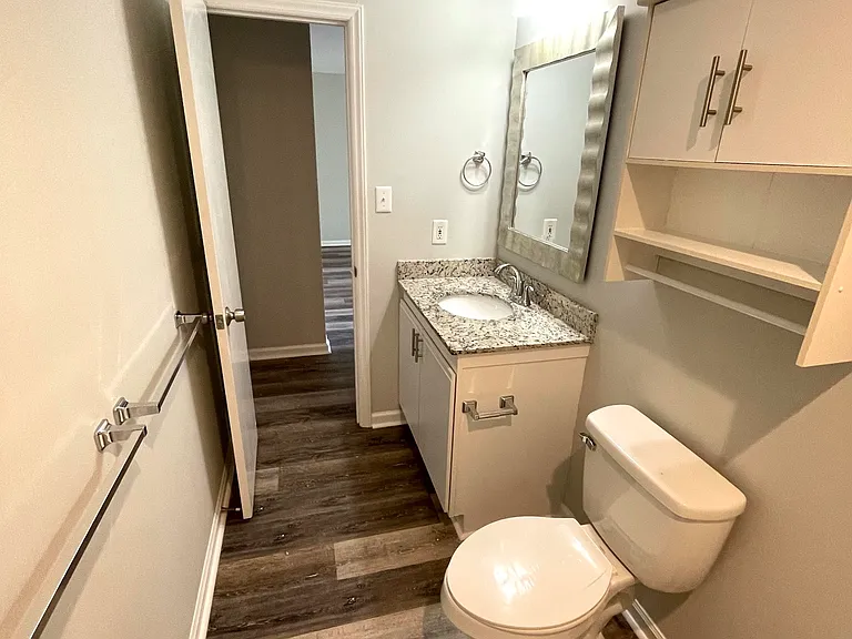 226 Myrtle Ave — Photo 10