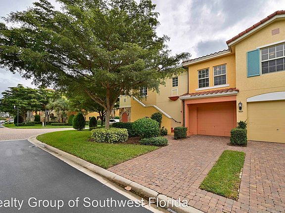 2nd image of 8565 Via Garibaldi Cir Unit 202