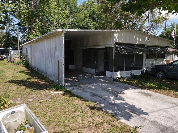 5th image of 28814 Hubbard St