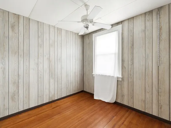 96-20 160th Avenue image 11 of 19