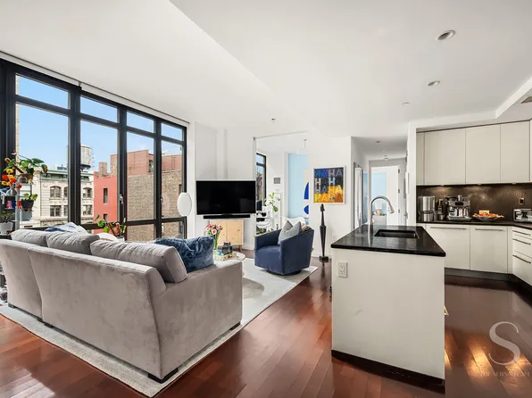 4 West 21st Street image 1 of 15