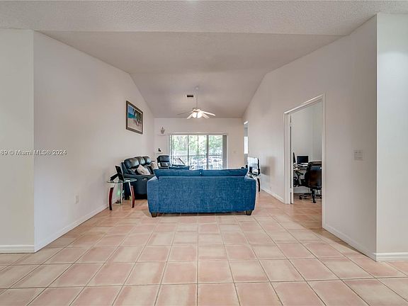 3rd image of 16332 Malibu Dr #16