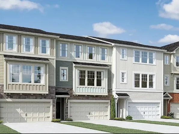 1009 Commack Dr, Durham, NC 27703