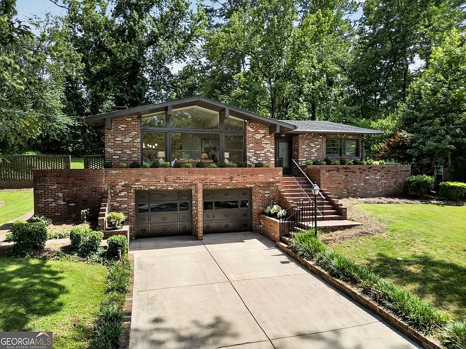 1st image of 3447 Spring Valley Rd