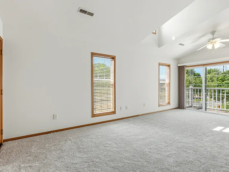 3509 Maple Grove Dr #3 — Photo 9