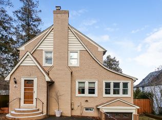 47 Hillcrest Rd, Hartsdale, NY 10530