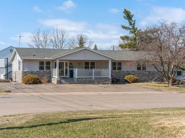 875 7th St SW, Pine City, MN 55063