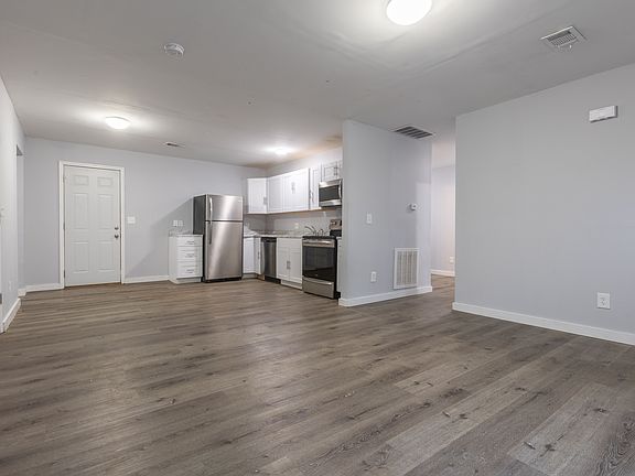 4th image of 6309 E 153rd St