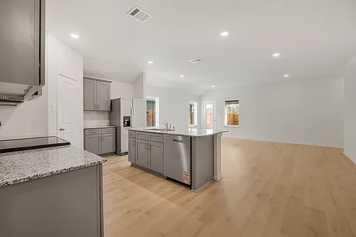 207 Mina St Photo 1