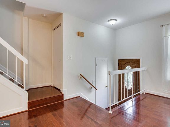 3rd image of 41 Cherry Bend Ct