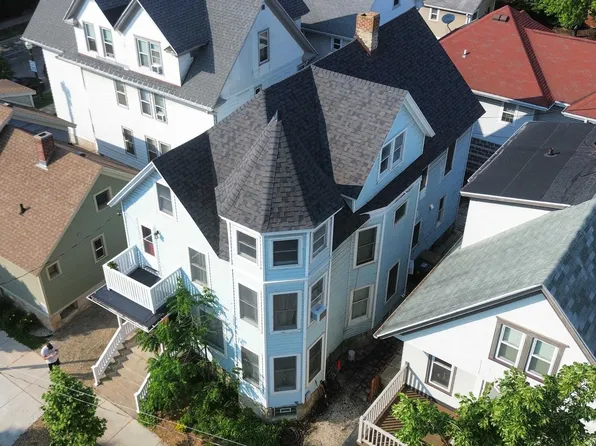 207 S Broom St, Madison, WI 53703