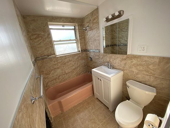 5th image of 293 Bay 20th St Floor 2