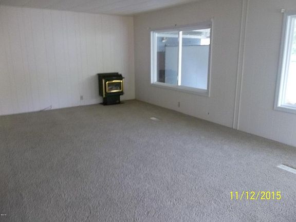 4th image of 549 SE Reef Ave