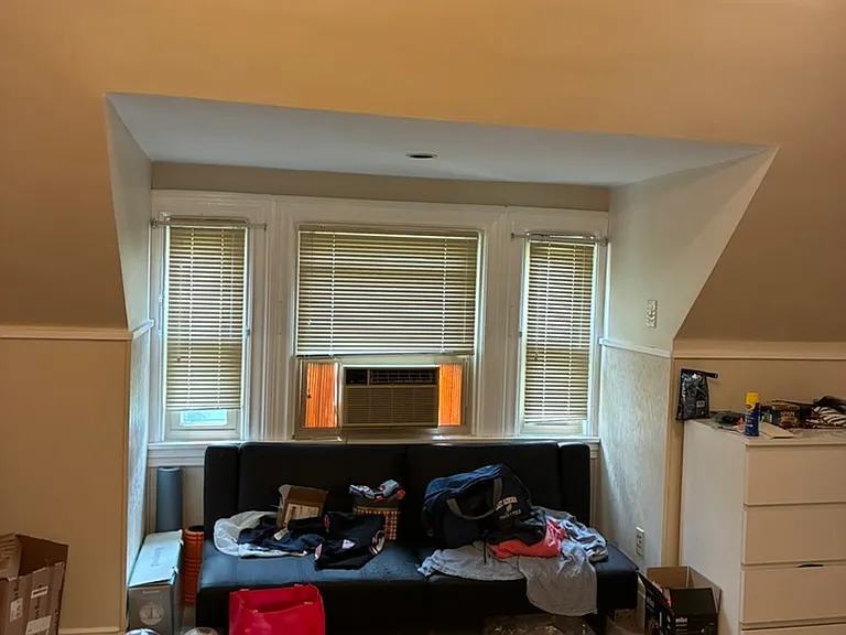 Space for office/seating area in bedroom