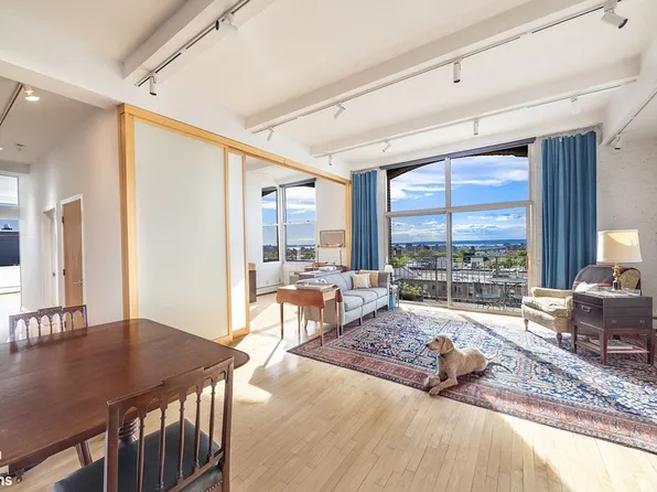 438 12th St APT 6A, Brooklyn, NY 11215