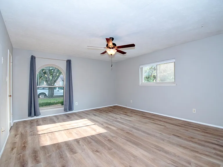 3201 Christie Cir — Photo 19